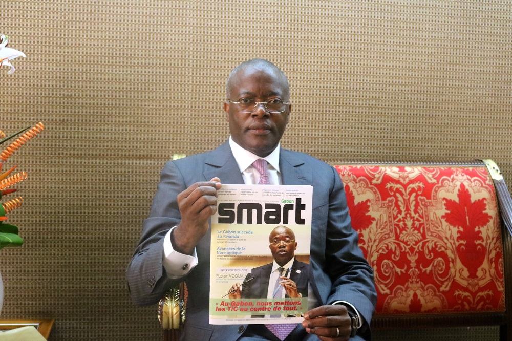 Pastor Ngoua N’NEME présente le magazine Smart Gabon [VIDÉO]