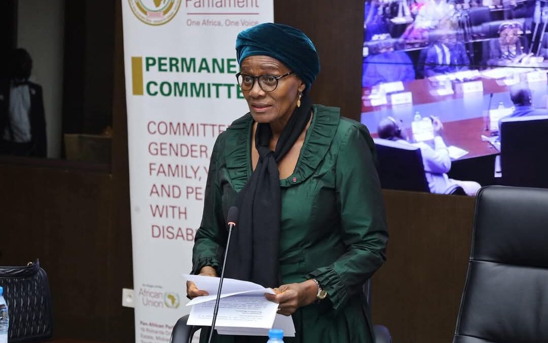 « Jedolo, c’est pas du Ndolo. Mais, du porno ! » : la ministre camerounaise tire la sonnette d’alarme
